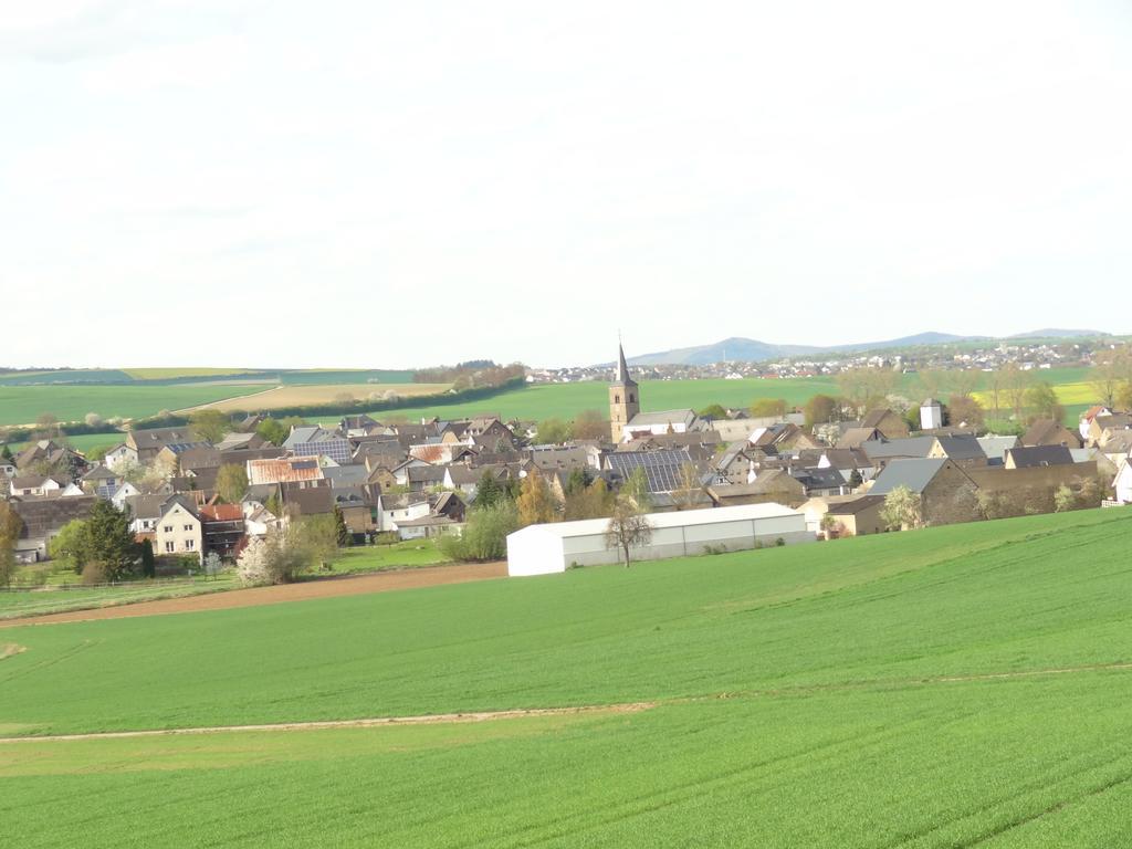 Ferienwohnung Vogt Mertloch Rum bild